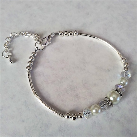 New Pearl & Crystal Bride/Wedding Bracelet - Picture 4 of 8